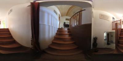 Distribution escalier